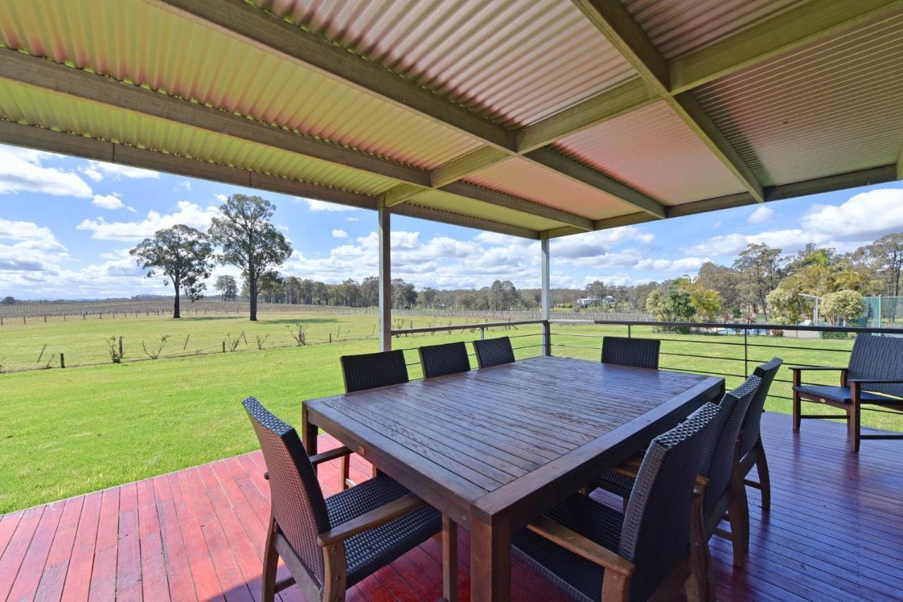 Ironbark Hill Estate Hotel Pokolbin Exterior photo