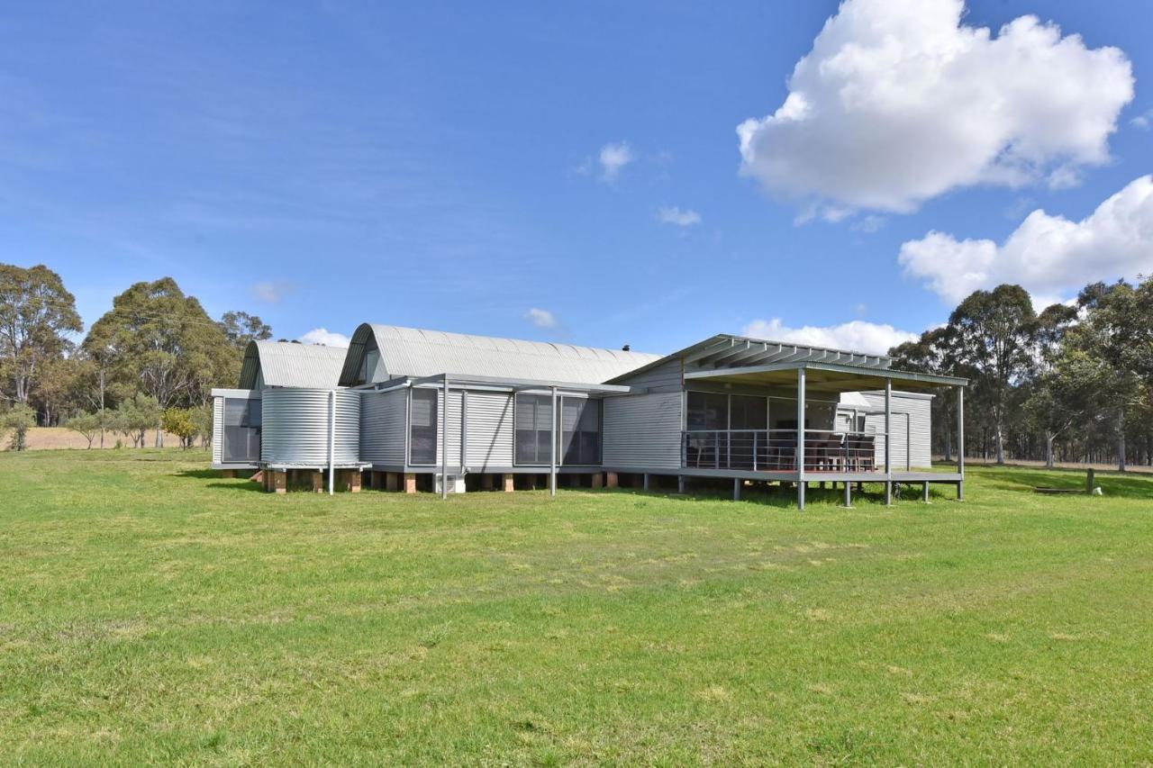 Ironbark Hill Estate Hotel Pokolbin Exterior photo